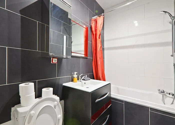 1 Bedroom Monge Ii Up To 4 Guests With Netflix Parigi